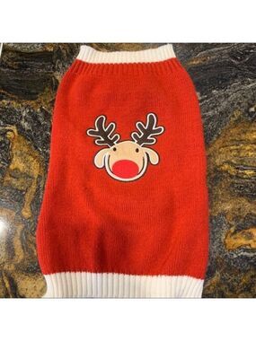 𝅺DOG top paw red sweater with reindeer size large